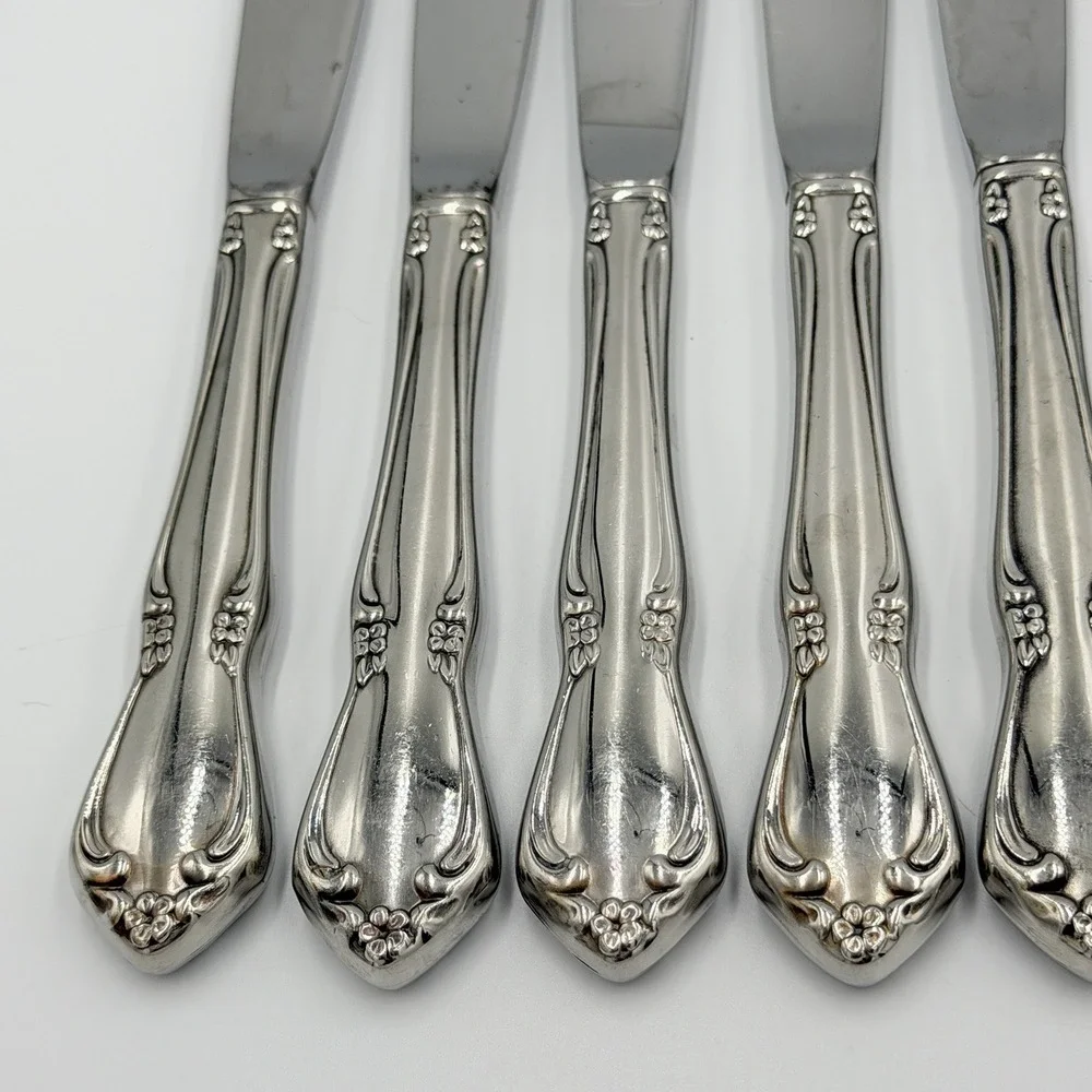 Oneidacraft Deluxe Chateau Dinner Knives Set of 8 Stainless Steel Flatware 8.5